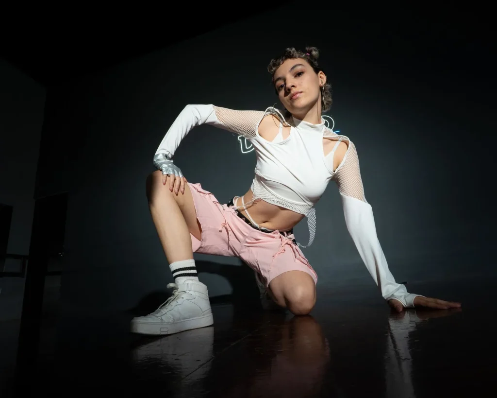 What to Wear for Bachata Dancing: Fashion Tips for Women and Men